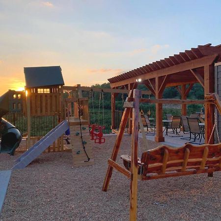 Chateau On The Cove Branson Esterno foto