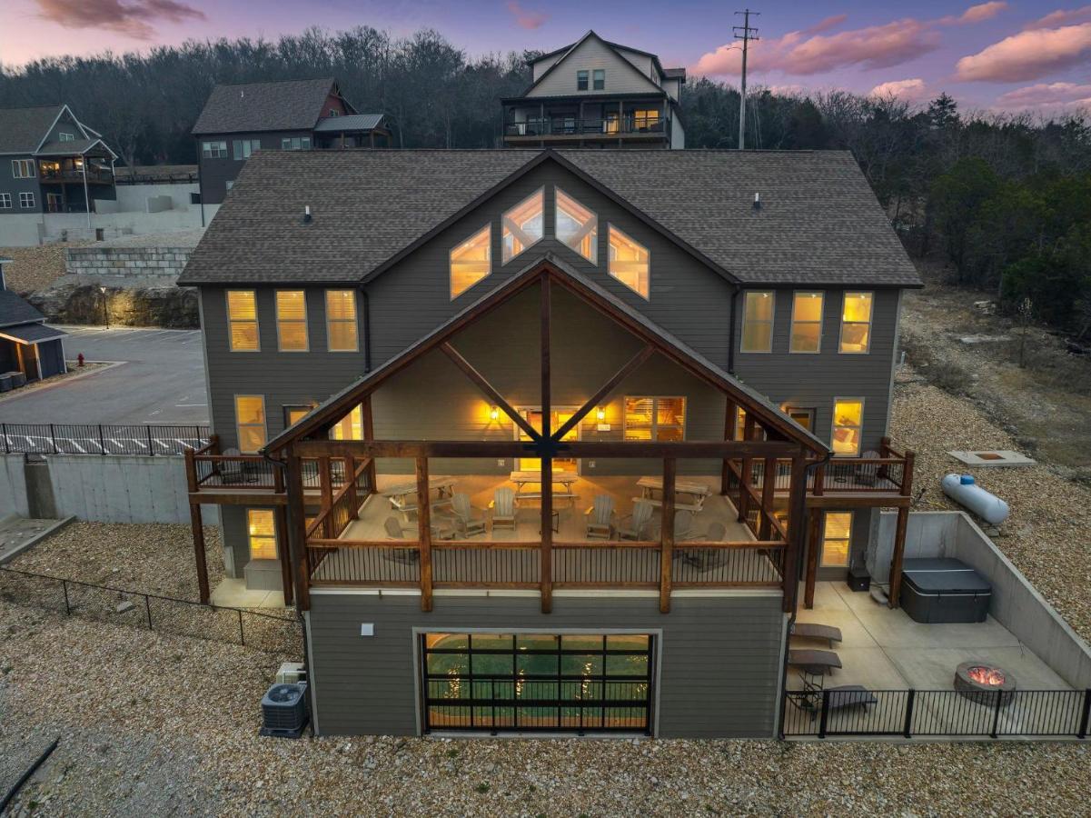 Chateau On The Cove Branson Esterno foto
