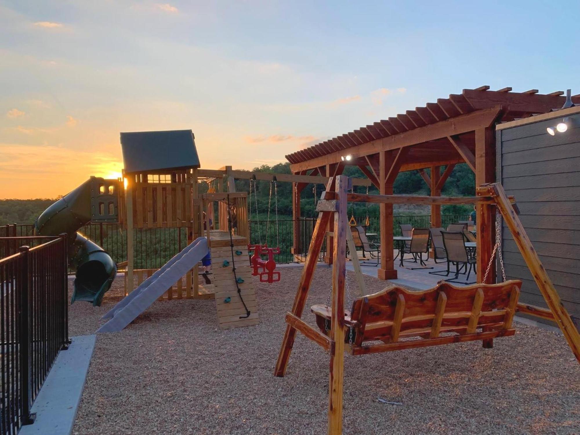 Chateau On The Cove Branson Esterno foto