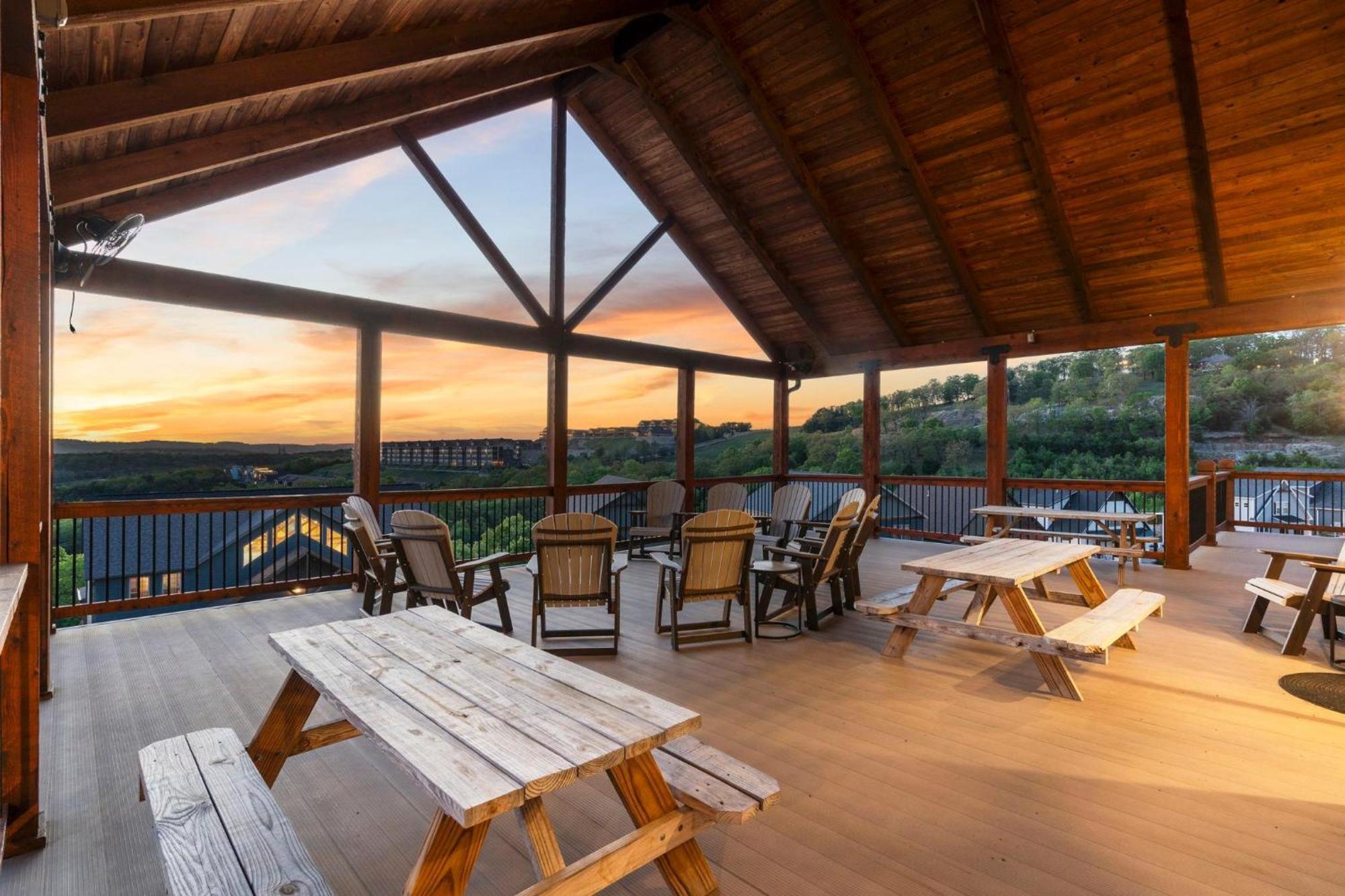 Chateau On The Cove Branson Esterno foto