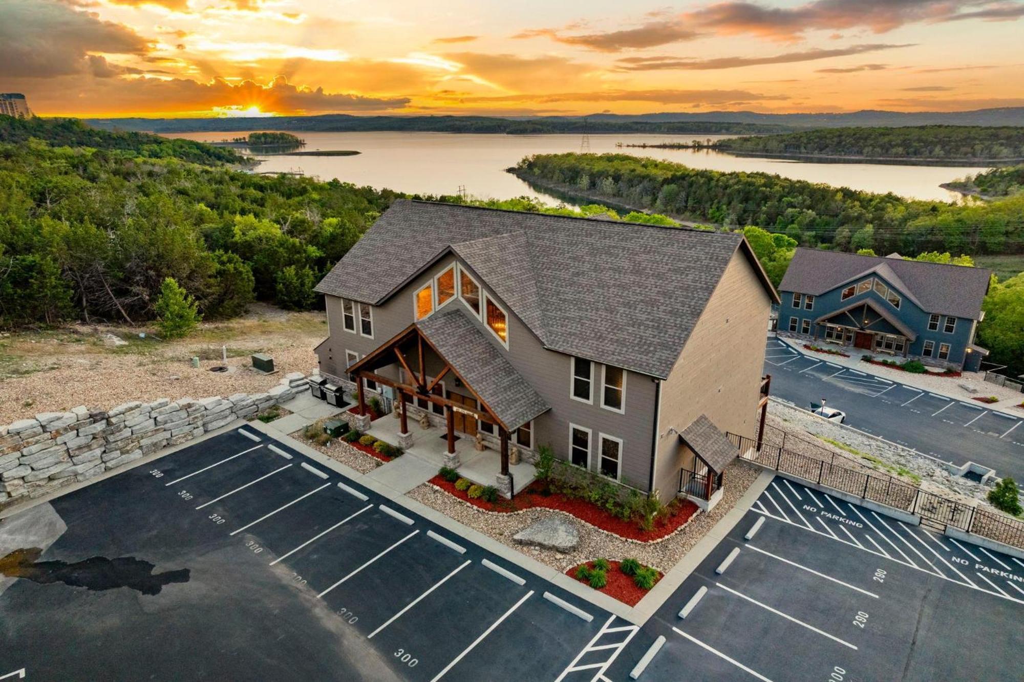 Chateau On The Cove Branson Esterno foto