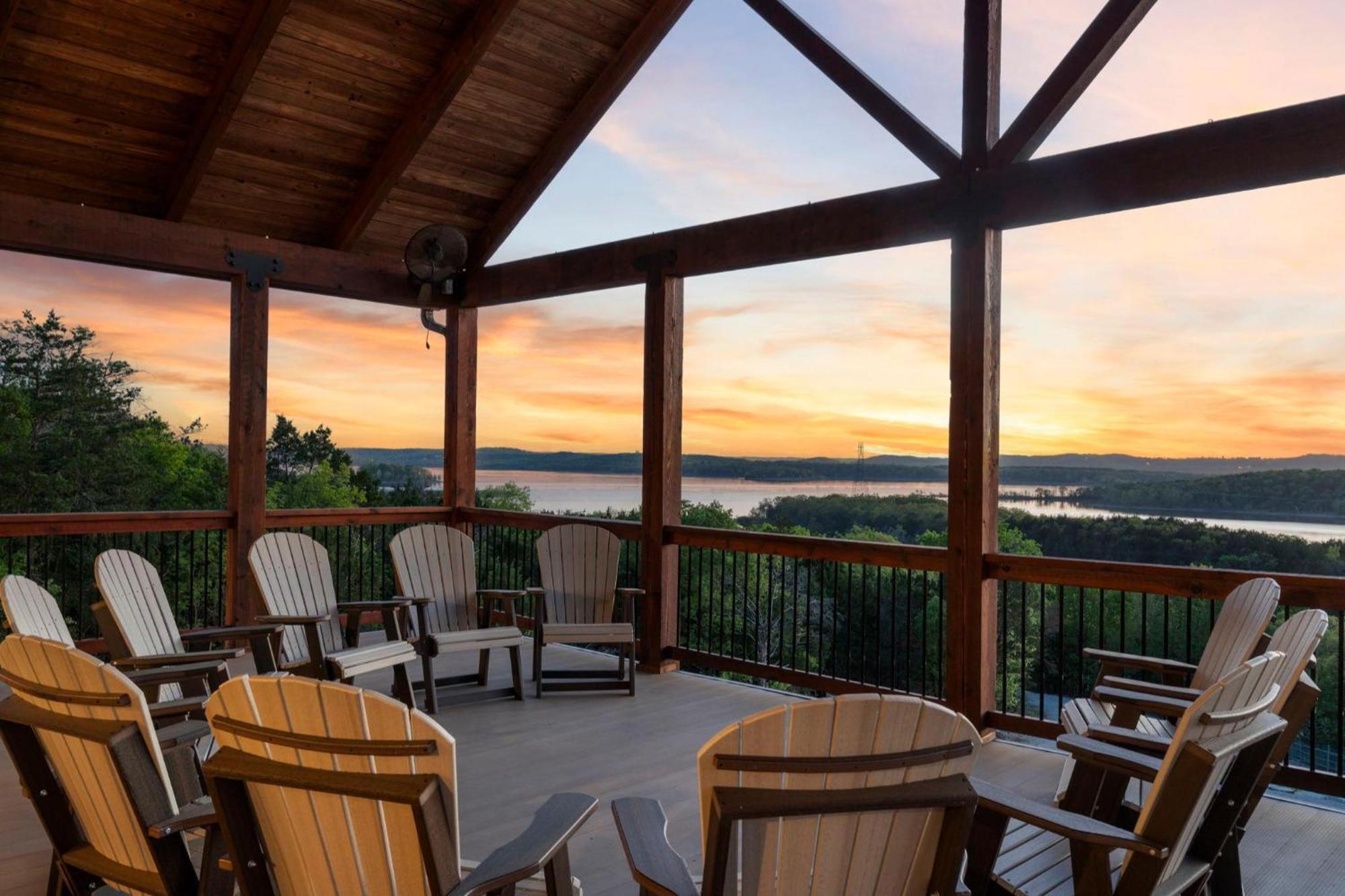 Chateau On The Cove Branson Esterno foto